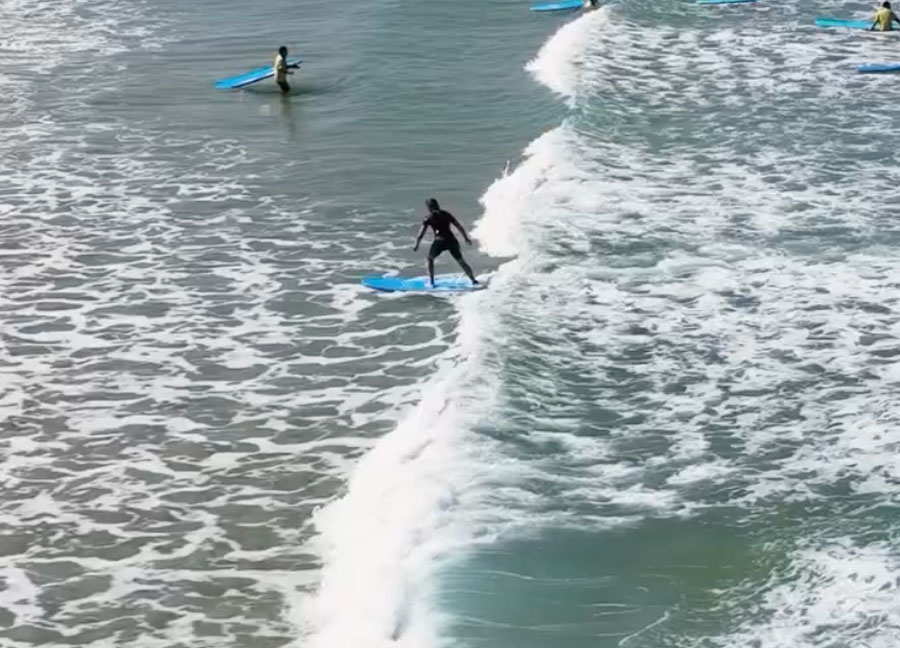 Cours de surf collectifs au Porge
